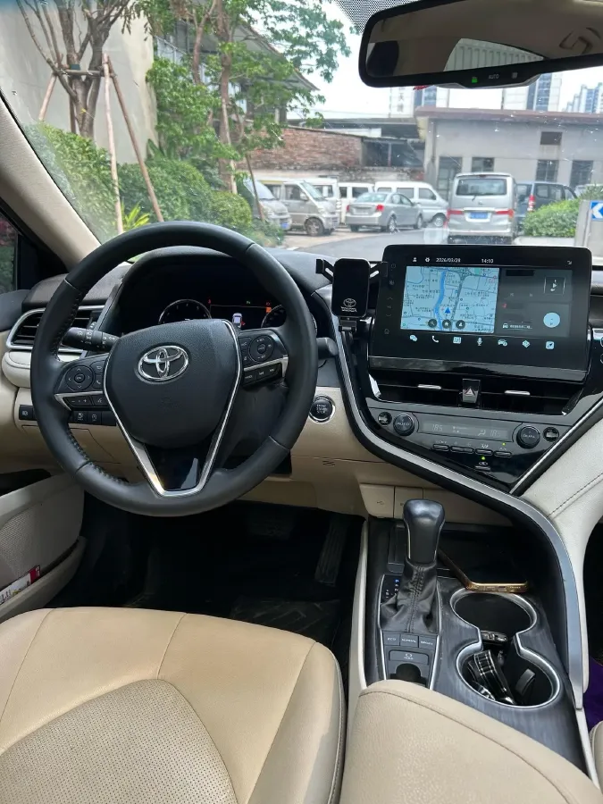 2021 Toyota Camry 2.5L 209HP L4 8AT,autocango,china used car exporter,china ev exporter,chinese used car exporter,chinese used ev exporter