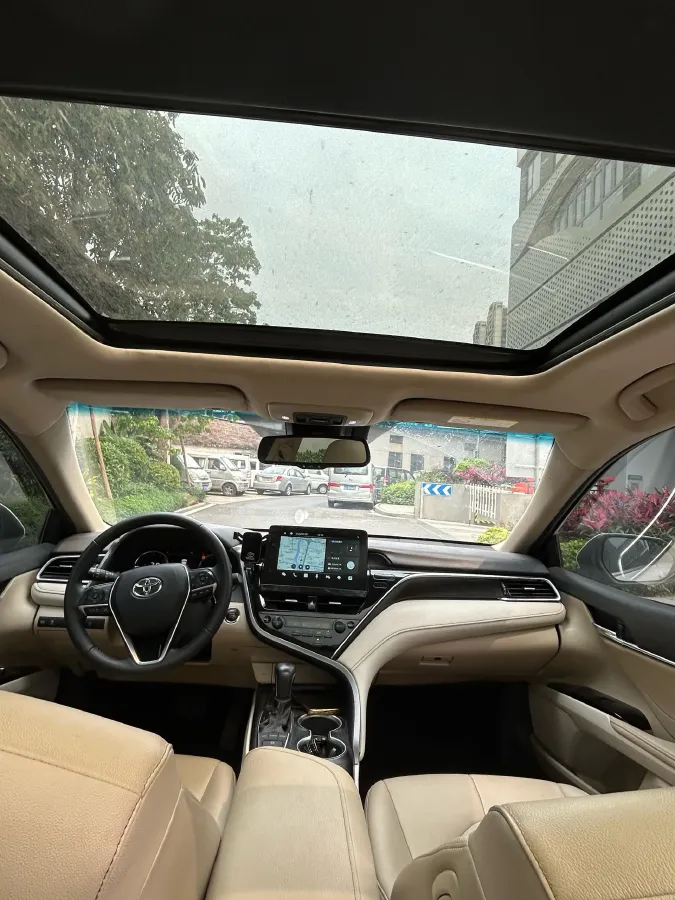 2021 Toyota Camry 2.5L 209HP L4 8AT,autocango,china used car exporter,china ev exporter,chinese used car exporter,chinese used ev exporter