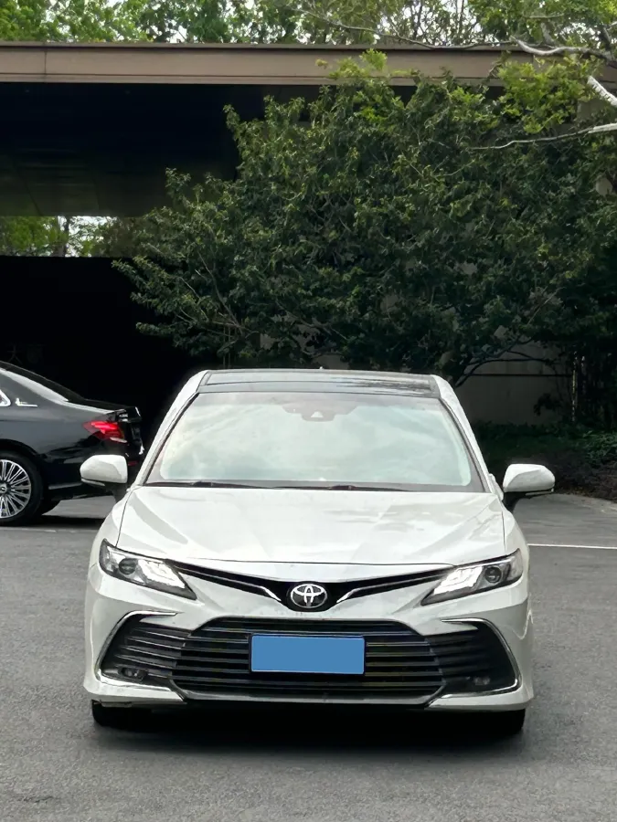 2021 Toyota Camry 2.5L 209HP L4 8AT,autocango,china used car exporter,china ev exporter,chinese used car exporter,chinese used ev exporter