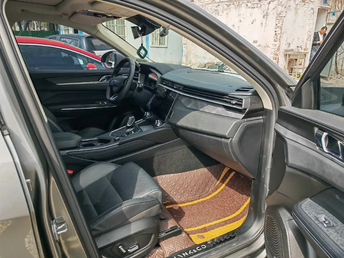 2021 LYNK&CO 01 2.0T 218HP L4 8AT,autocango,china used car exporter,china ev exporter,chinese used car exporter,chinese used ev exporter