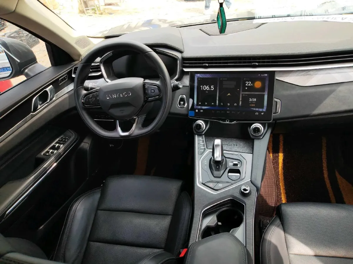 2021 LYNK&CO 01 2.0T 218HP L4 8AT,autocango,china used car exporter,china ev exporter,chinese used car exporter,chinese used ev exporter