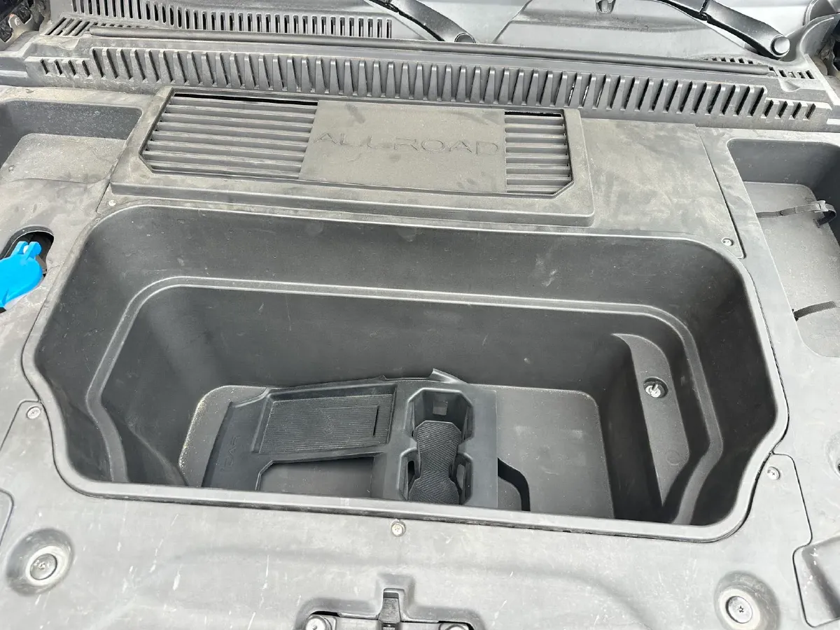 2024 Dongfeng RuiQi 7 2.0T 228HP L4 8AT,autocango,china used car exporter,china ev exporter,chinese used car exporter,chinese used ev exporter