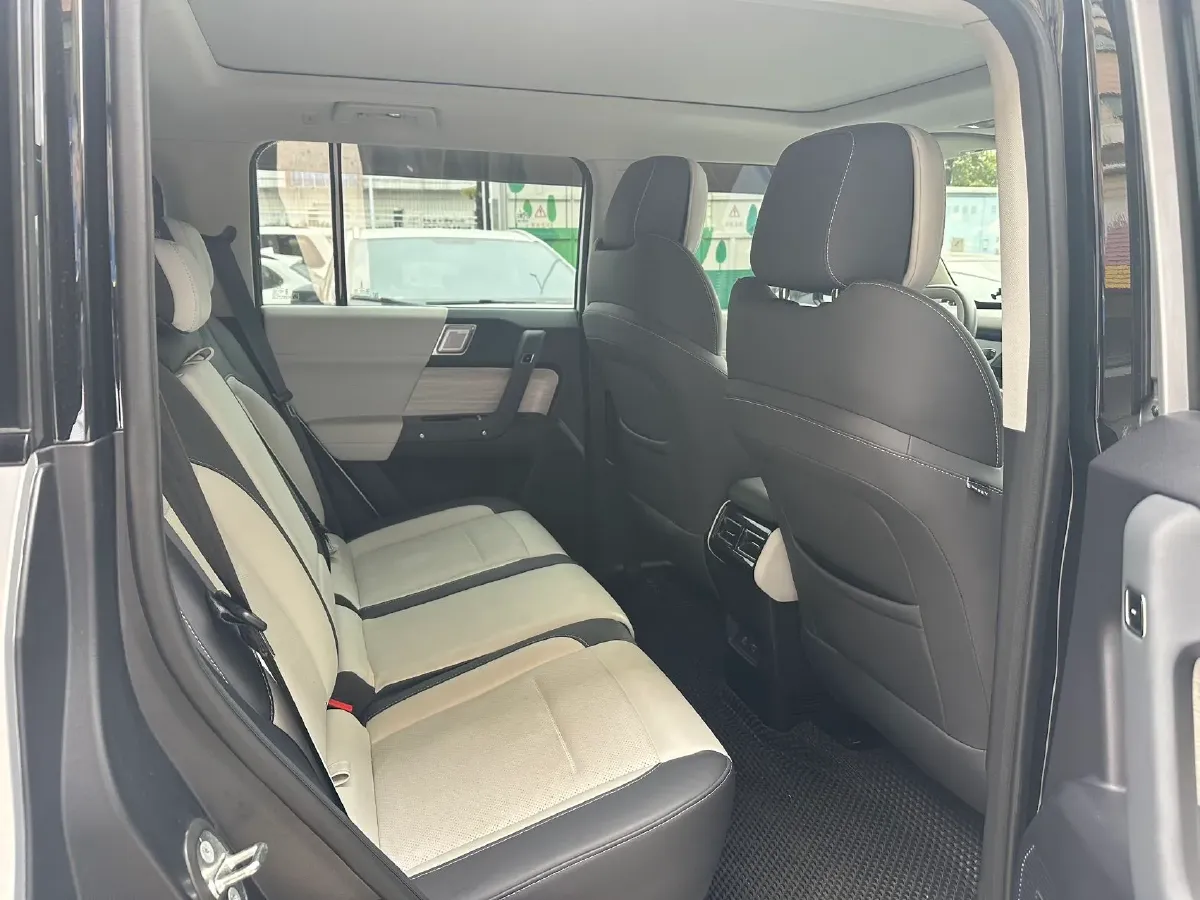 2024 Dongfeng RuiQi 7 2.0T 228HP L4 8AT,autocango,china used car exporter,china ev exporter,chinese used car exporter,chinese used ev exporter