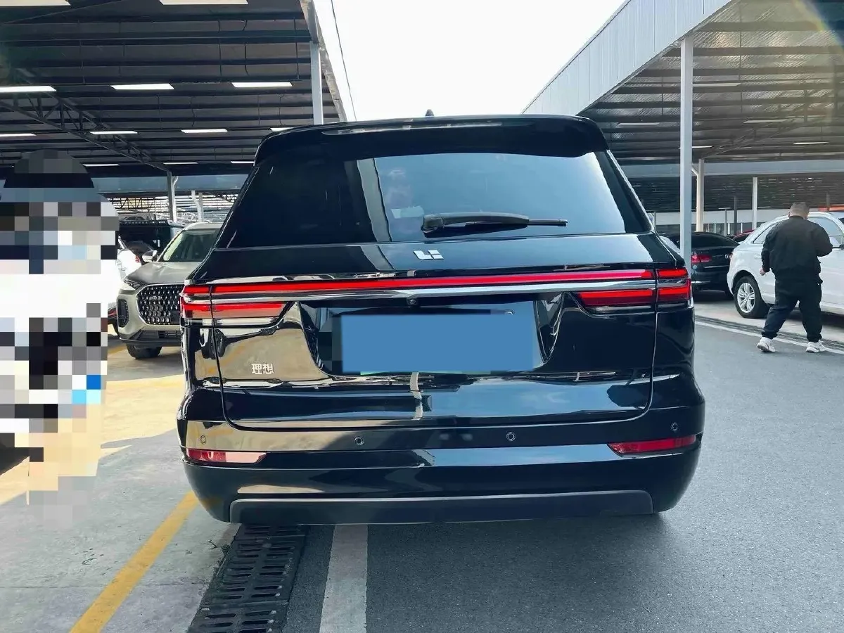 2021 Li ONE Range Extended 131HP REEV 40.5KWH,autocango,china used car exporter,china ev exporter,chinese used car exporter,chinese used ev exporter