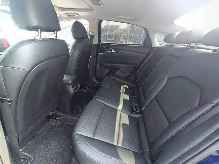 2021 Kia K3 1.5L 115HP L4 CVT,autocango,china used car exporter,china ev exporter,chinese used car exporter,chinese used ev exporter