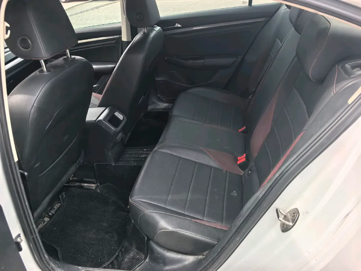 2019 Bestune T77 1.2T 143HP L4 7DCT,autocango,china used car exporter,china ev exporter,chinese used car exporter,chinese used ev exporter