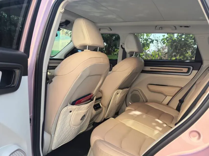 2023 Geely ICON 1.5T 181HP L4 7DCT,autocango,china used car exporter,china ev exporter,chinese used car exporter,chinese used ev exporter