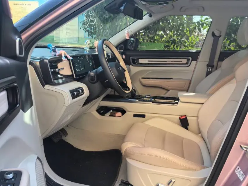 2023 Geely ICON 1.5T 181HP L4 7DCT,autocango,china used car exporter,china ev exporter,chinese used car exporter,chinese used ev exporter