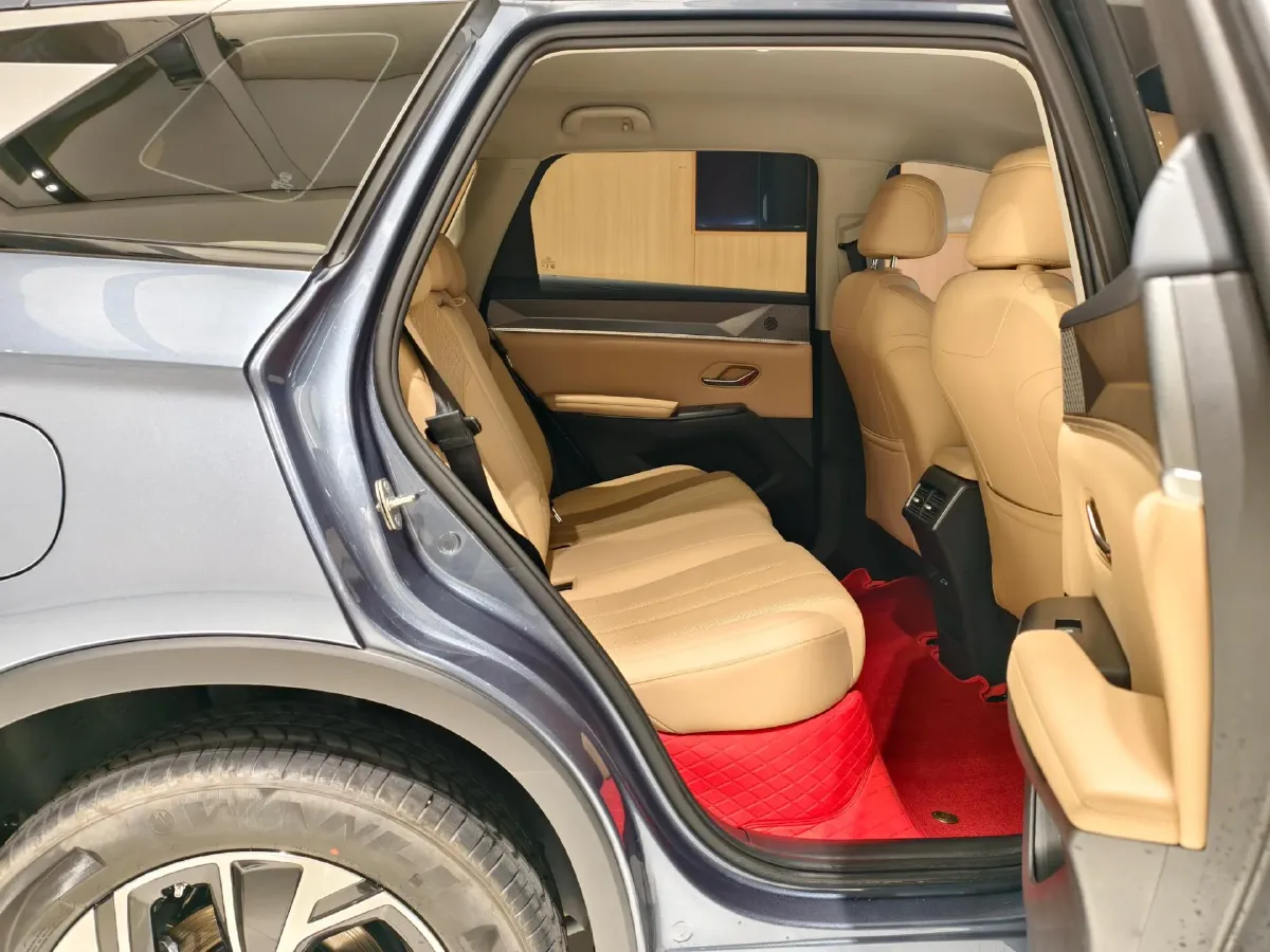 2025 BYD Song Pro 1.5L 101HP L4 E-CVT PHEV 12.9KWH,autocango,china used car exporter,china ev exporter,chinese used car exporter,chinese used ev exporter