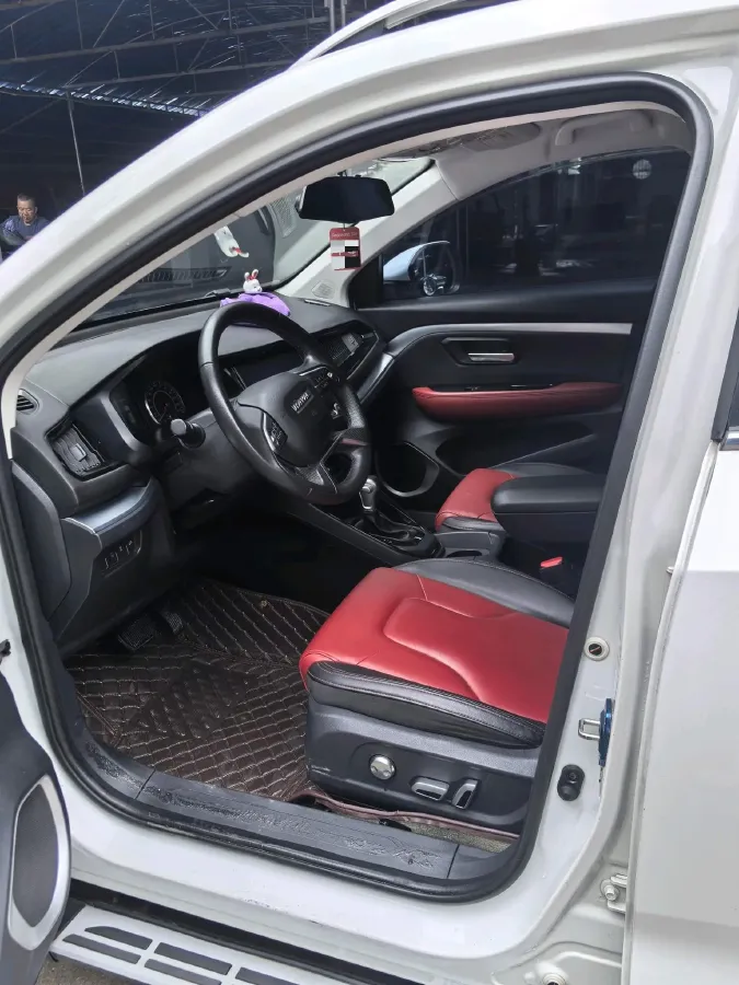 2018 Haval H2s 1.5T 150HP L4 7DCT,autocango,china used car exporter,china ev exporter,chinese used car exporter,chinese used ev exporter