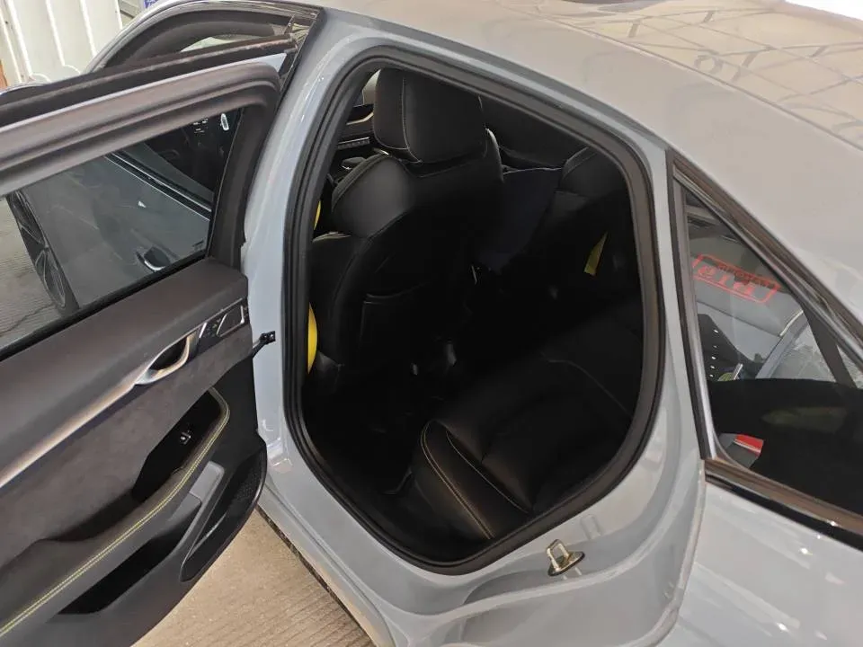 2021 Geely Preface 2.0T 190HP L4 7DCT,autocango,china used car exporter,china ev exporter,chinese used car exporter,chinese used ev exporter