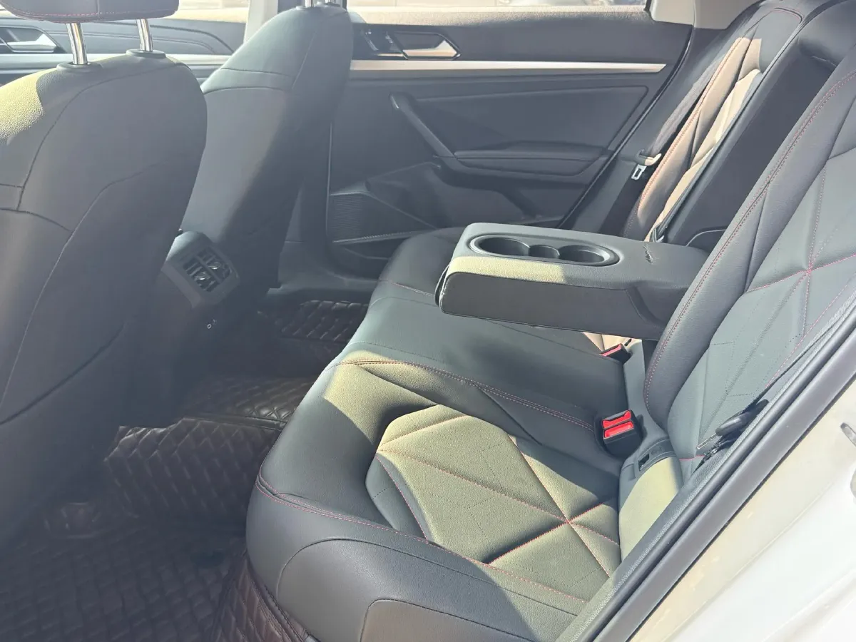 2023 Volkswagen Lavida 1.4T 150HP L4 7DCT,autocango,china used car exporter,china ev exporter,chinese used car exporter,chinese used ev exporter