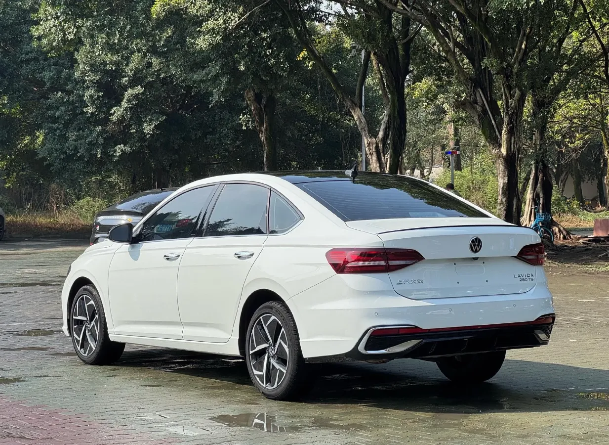 2023 Volkswagen Lavida 1.4T 150HP L4 7DCT,autocango,china used car exporter,china ev exporter,chinese used car exporter,chinese used ev exporter