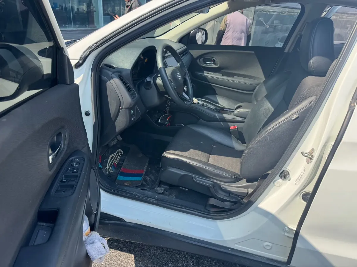 2022 Honda Vezel 1.5L 131HP L4 CVT,autocango,china used car exporter,china ev exporter,chinese used car exporter,chinese used ev exporter