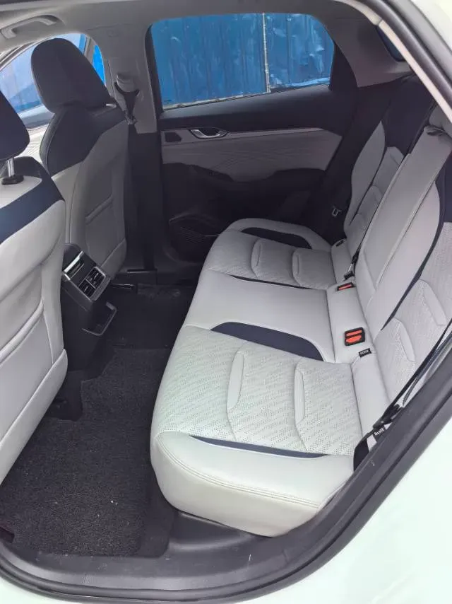 2021 Geely Preface 2.0T 190HP L4 7DCT,autocango,china used car exporter,china ev exporter,chinese used car exporter,chinese used ev exporter