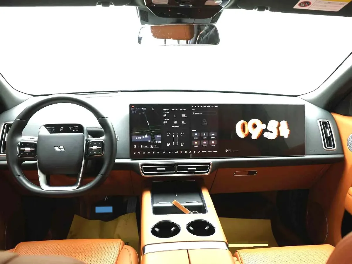 2024 Land Rover Range Rover Evoque 1.5T 200HP L3 8AT PHEV 15.5KWH,autocango,china used car exporter,china ev exporter,chinese used car exporter,chinese used ev exporter