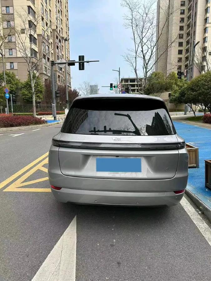 2023 Li L9 Range Extended 154HP REEV 42.6KWH,autocango,china used car exporter,china ev exporter,chinese used car exporter,chinese used ev exporter