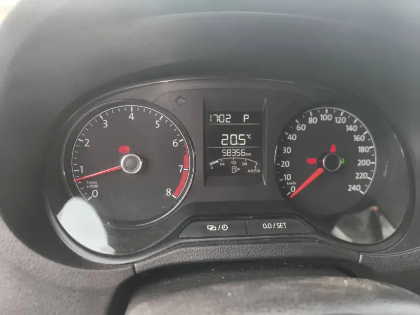 2016 Volkswagen Polo 1.4L 90HP L4 6AT,autocango,china used car exporter,china ev exporter,chinese used car exporter,chinese used ev exporter