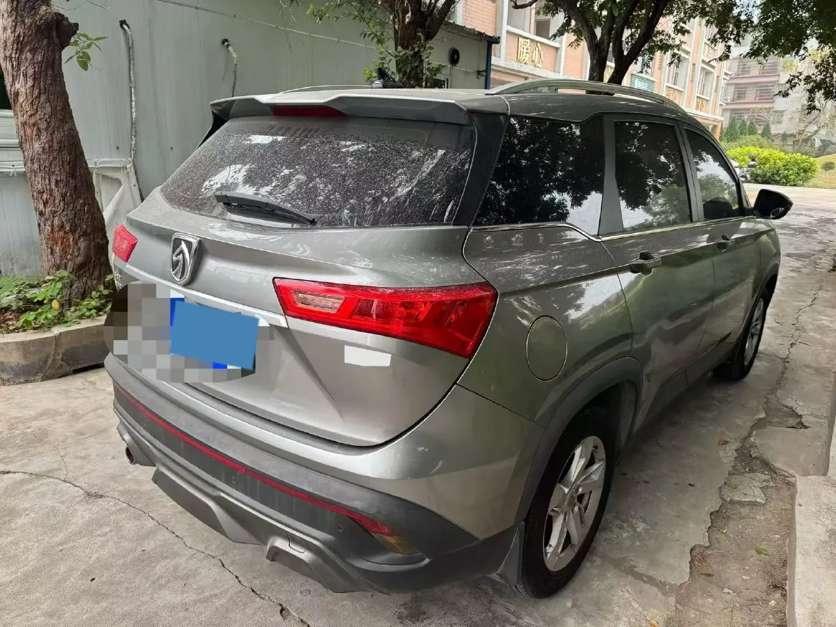 2019 BaoJun 530 1.5T 151HP L4 CVT,autocango,china used car exporter,china ev exporter,chinese used car exporter,chinese used ev exporter