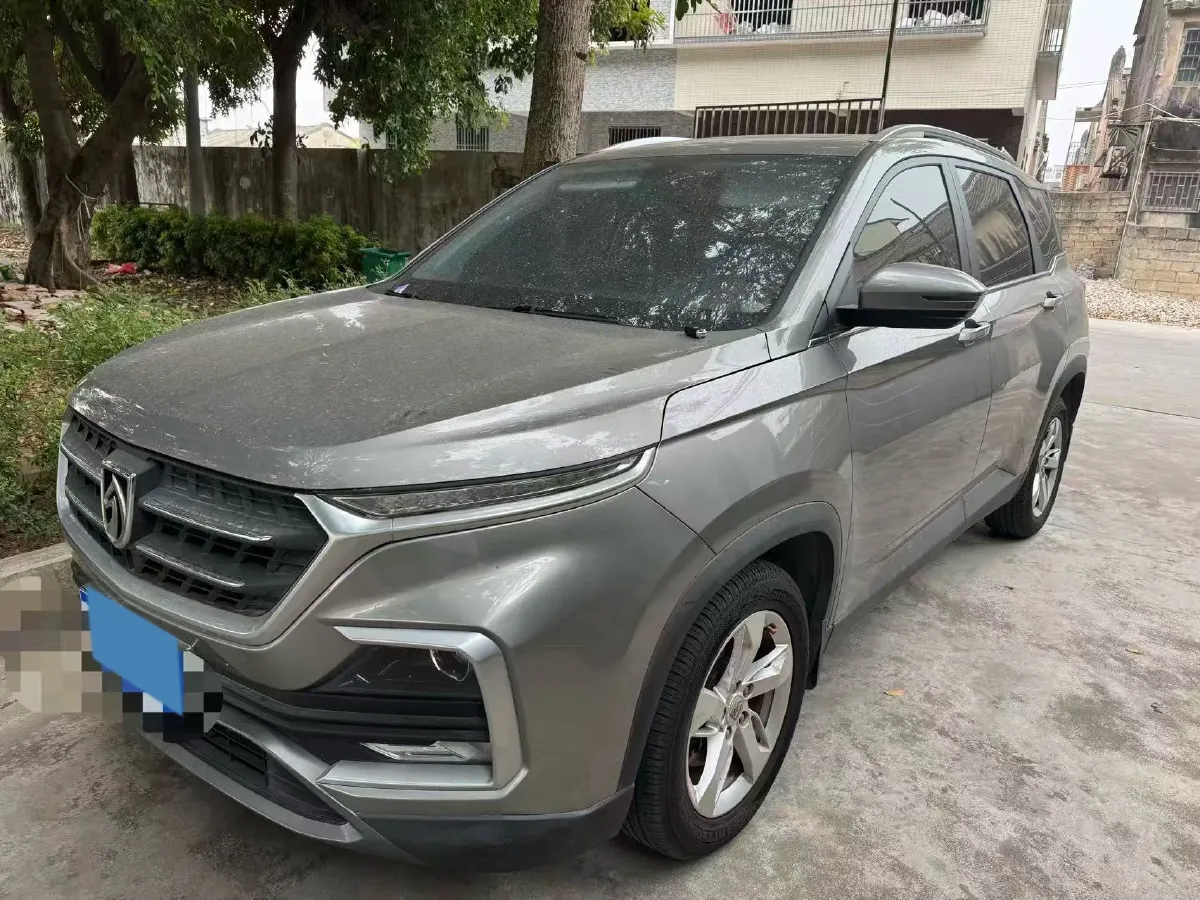 2019 BaoJun 530 1.5T 151HP L4 CVT,autocango,china used car exporter,china ev exporter,chinese used car exporter,chinese used ev exporter