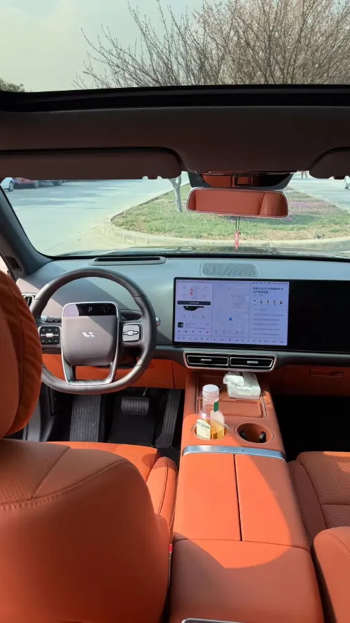 2024 Li L6 Range Extended 154HP L4 REEV 36.8KWH,autocango,china used car exporter,china ev exporter,chinese used car exporter,chinese used ev exporter