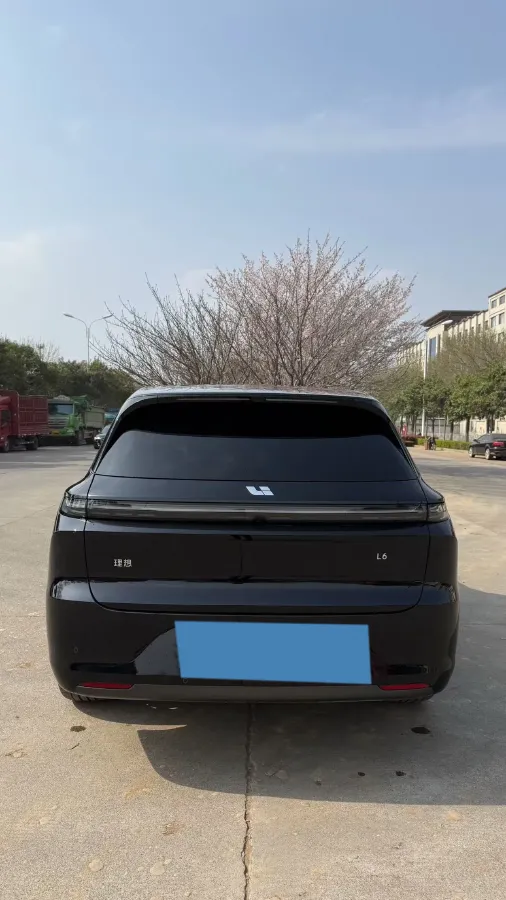 2024 Li L6 Range Extended 154HP L4 REEV 36.8KWH,autocango,china used car exporter,china ev exporter,chinese used car exporter,chinese used ev exporter