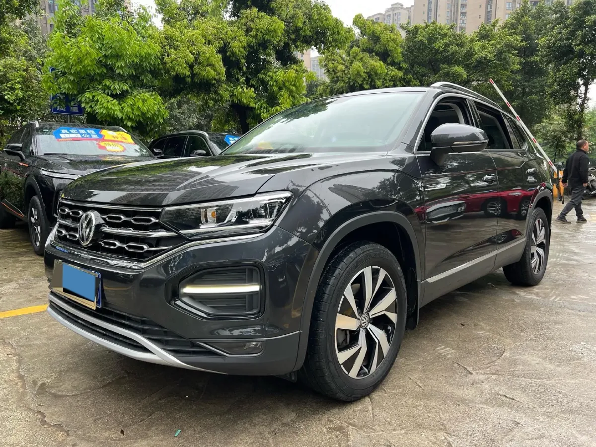 2021 Volkswagen Tayron 2.0T 186HP L4 7DCT,autocango,china used car exporter,china ev exporter,chinese used car exporter,chinese used ev exporter