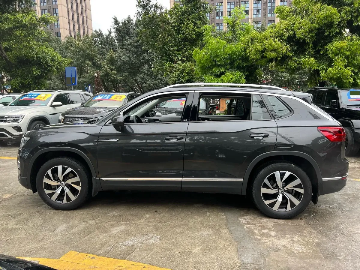 2021 Volkswagen Tayron 2.0T 186HP L4 7DCT,autocango,china used car exporter,china ev exporter,chinese used car exporter,chinese used ev exporter