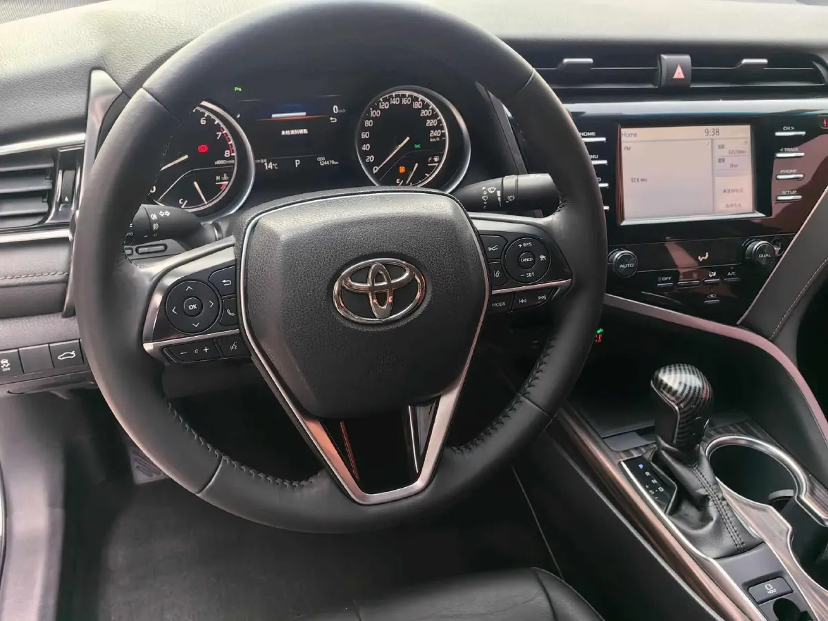 2018 Toyota Camry 2.0L 169HP L4 6AT,autocango,china used car exporter,china ev exporter,chinese used car exporter,chinese used ev exporter