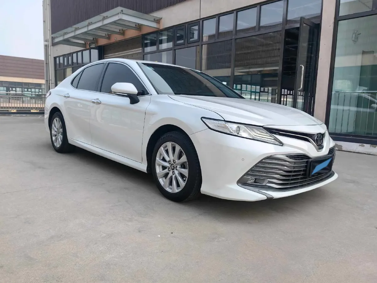 2018 Toyota Camry 2.0L 169HP L4 6AT,autocango,china used car exporter,china ev exporter,chinese used car exporter,chinese used ev exporter