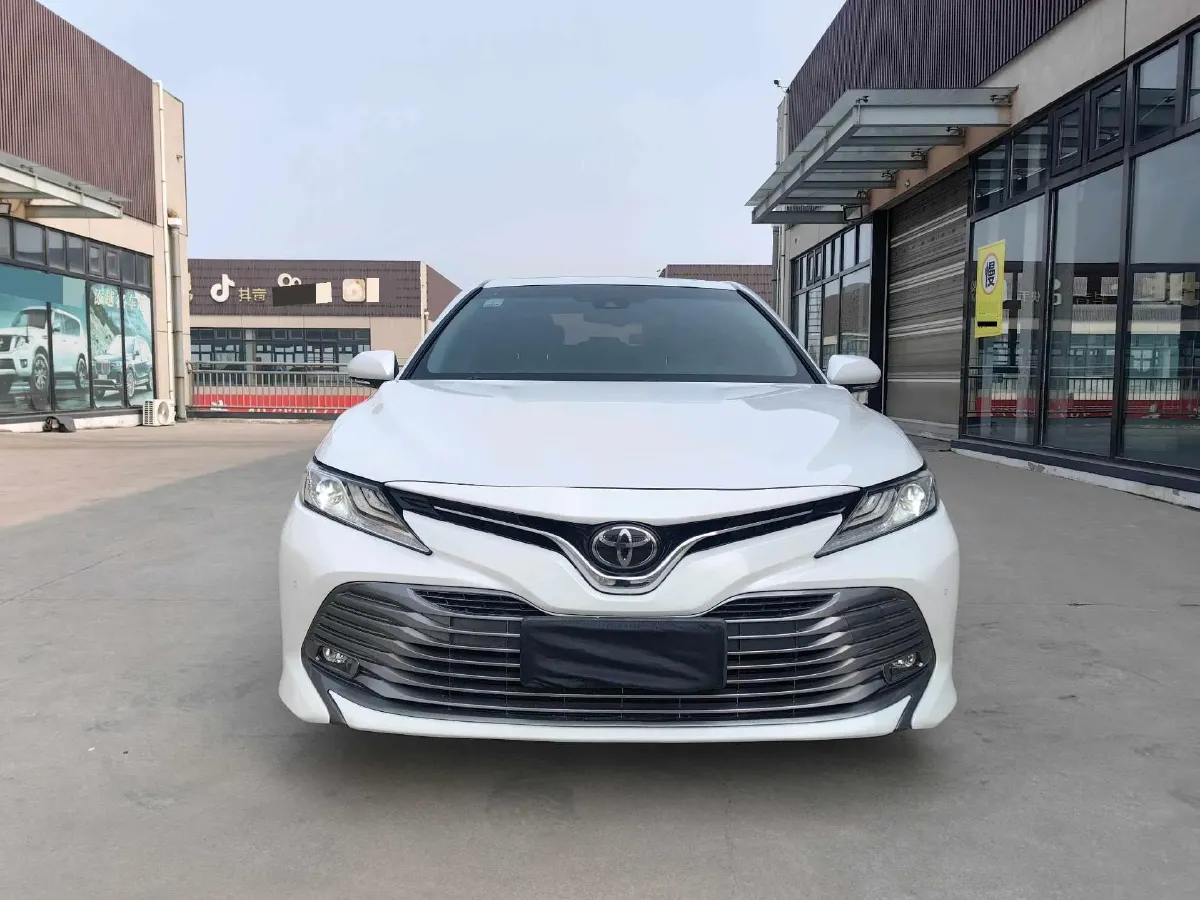 2018 Toyota Camry 2.0L 169HP L4 6AT,autocango,china used car exporter,china ev exporter,chinese used car exporter,chinese used ev exporter