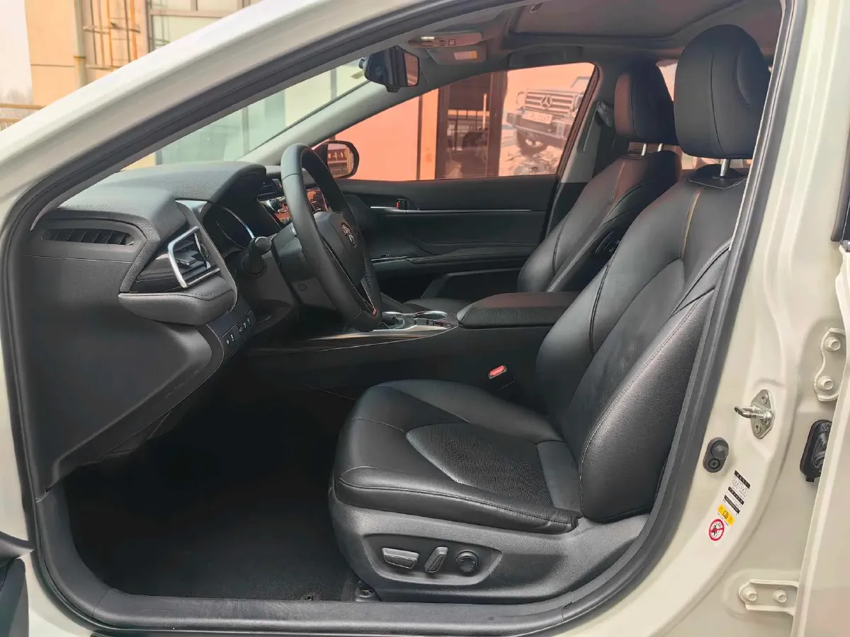 2018 Toyota Camry 2.0L 169HP L4 6AT,autocango,china used car exporter,china ev exporter,chinese used car exporter,chinese used ev exporter