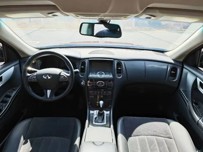 2015 Infiniti QX50 2.5L 235HP V6 7AT,autocango,china used car exporter,china ev exporter,chinese used car exporter,chinese used ev exporter