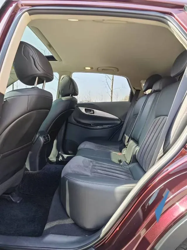 2015 Infiniti QX50 2.5L 235HP V6 7AT,autocango,china used car exporter,china ev exporter,chinese used car exporter,chinese used ev exporter