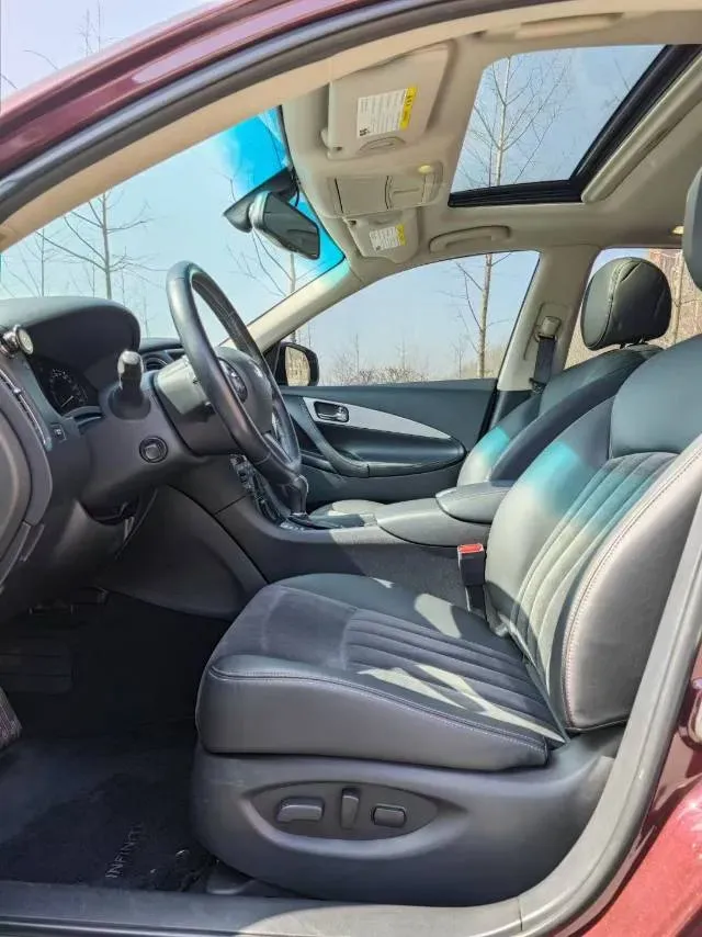 2015 Infiniti QX50 2.5L 235HP V6 7AT,autocango,china used car exporter,china ev exporter,chinese used car exporter,chinese used ev exporter