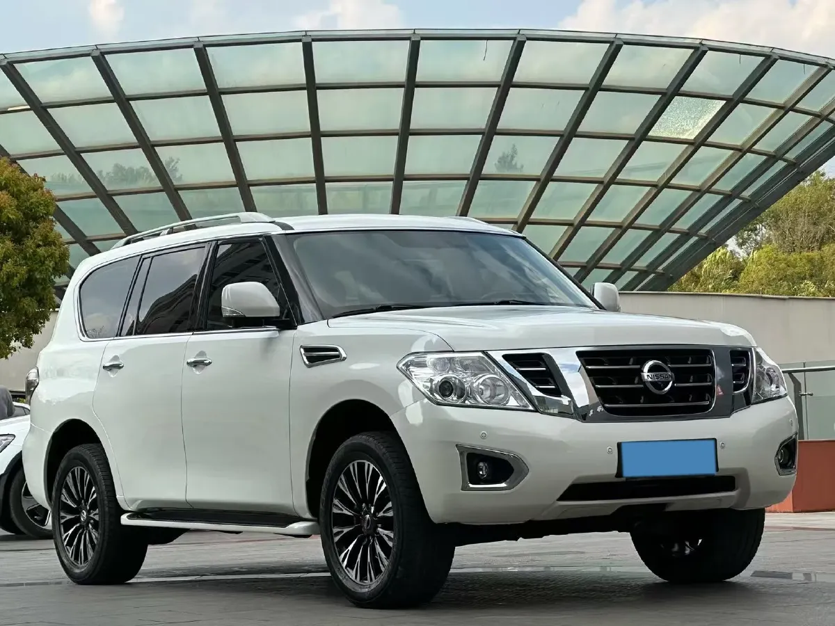 2018 Nissan Patrol 4.0L 279HP V6 7AT,autocango,china used car exporter,china ev exporter,chinese used car exporter,chinese used ev exporter