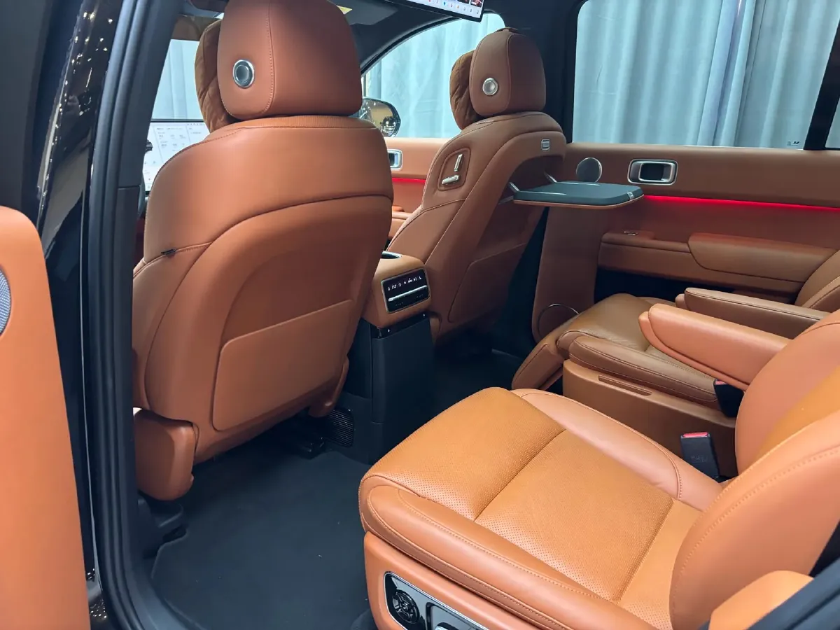 2022 Li L9 Range Extended 154HP REEV 42.6KWH,autocango,china used car exporter,china ev exporter,chinese used car exporter,chinese used ev exporter