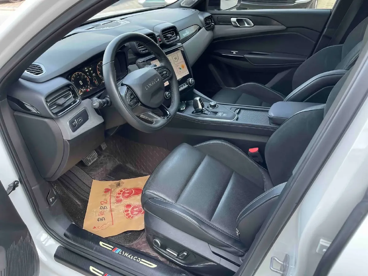 2022 LYNK&CO 03 2.0T 190HP L4 7DCT,autocango,china used car exporter,china ev exporter,chinese used car exporter,chinese used ev exporter