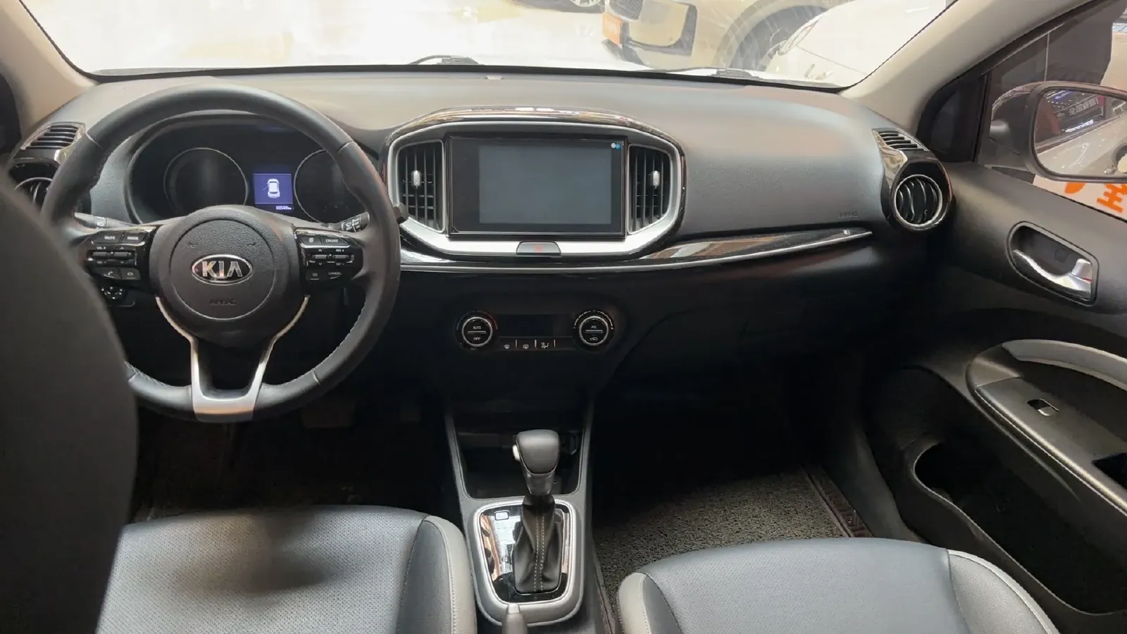 2021 Kia KX1 1.4L 100HP L4 CVT,autocango,china used car exporter,china ev exporter,chinese used car exporter,chinese used ev exporter