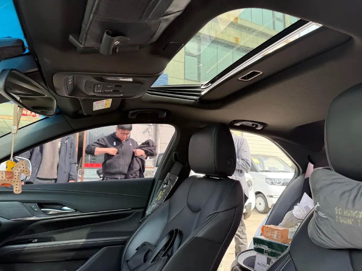 2021 Cadillac CT4 2.0T 237HP L4 8AT,autocango,china used car exporter,china ev exporter,chinese used car exporter,chinese used ev exporter