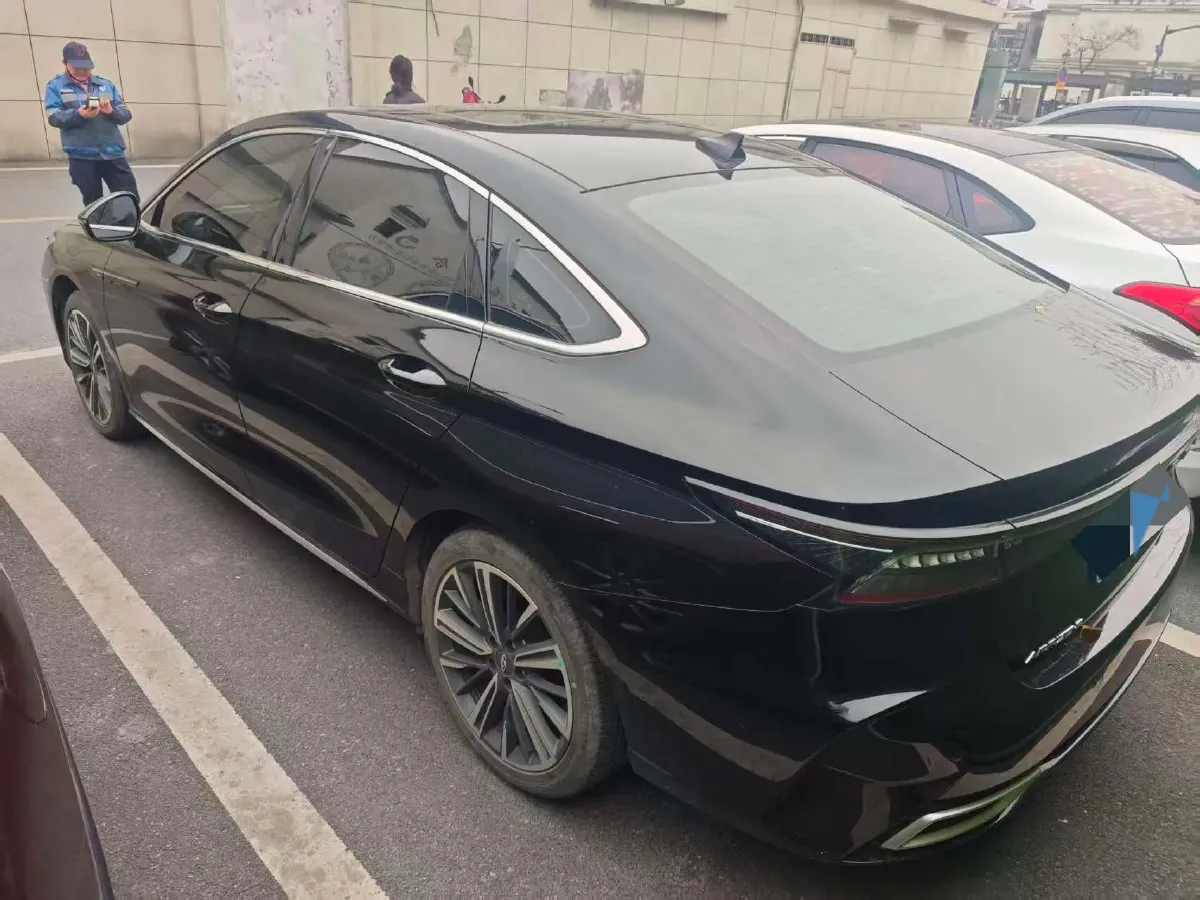 2022 Chery Arrizo 8 1.6T 197HP L4 7DCT,autocango,china used car exporter,china ev exporter,chinese used car exporter,chinese used ev exporter