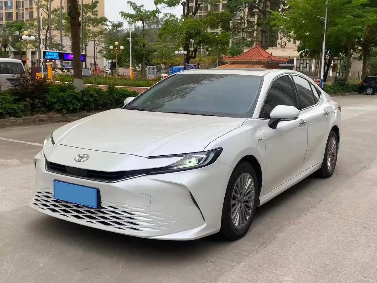 2025 Toyota Camry 2.0L 152HP L4 E-CVT Hybrid,autocango,china used car exporter,china ev exporter,chinese used car exporter,chinese used ev exporter