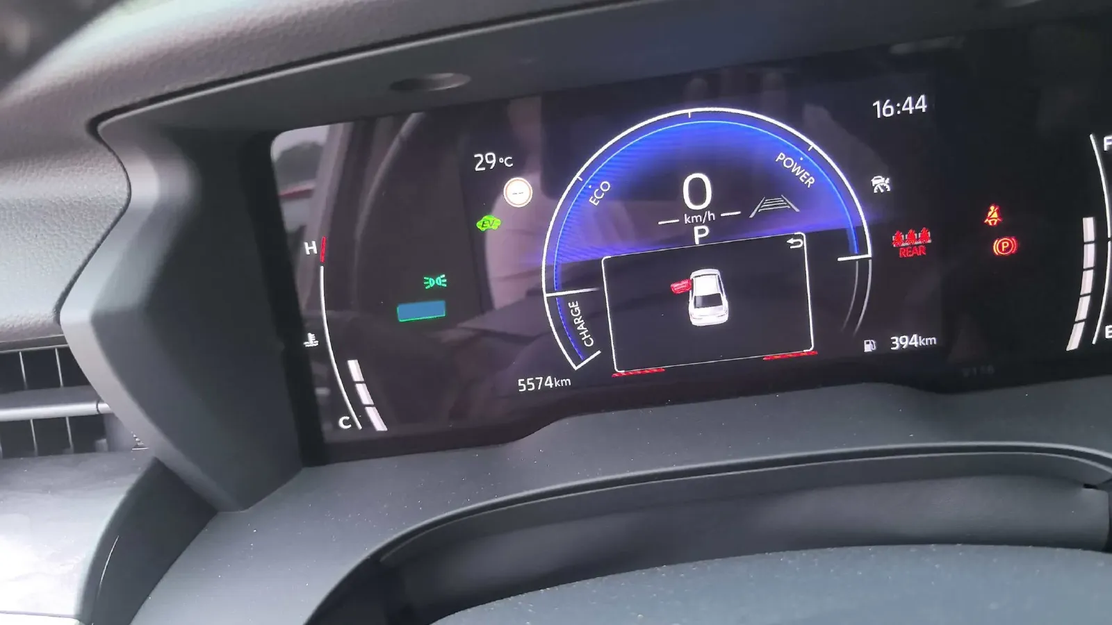 2025 Toyota Camry 2.0L 152HP L4 E-CVT Hybrid,autocango,china used car exporter,china ev exporter,chinese used car exporter,chinese used ev exporter