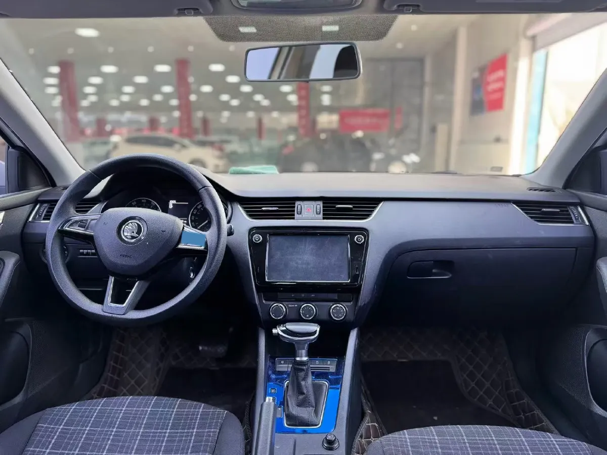 2019 Skoda Octavia 1.5L 116HP L4 6AT,autocango,china used car exporter,china ev exporter,chinese used car exporter,chinese used ev exporter