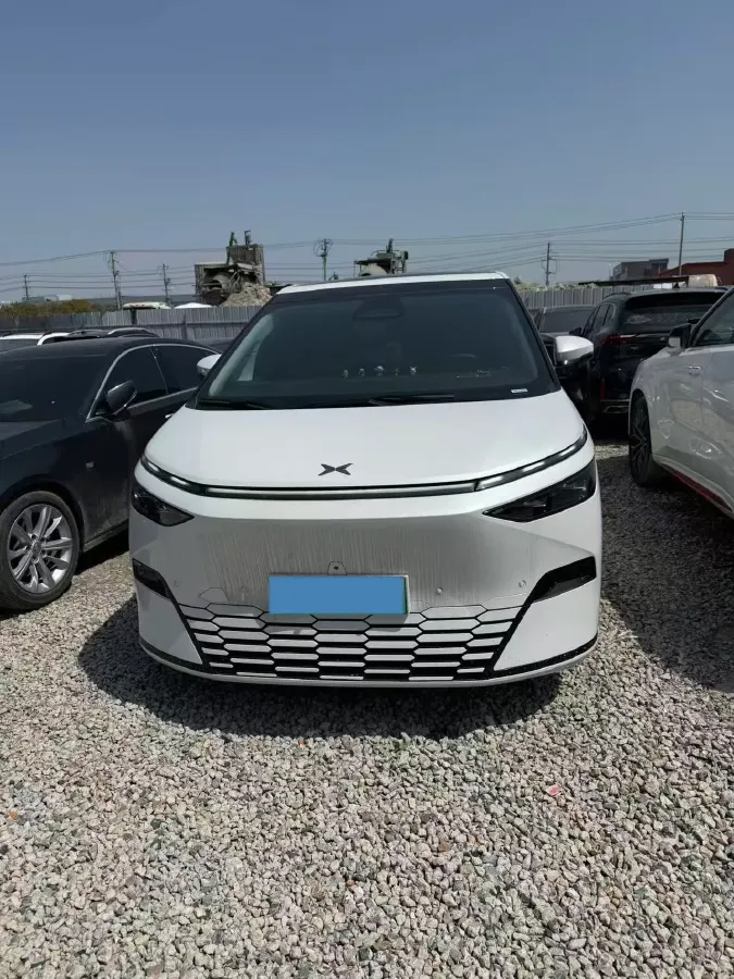 2024 Xpeng X9 BEV 101.5KWH,autocango,china used car exporter,china ev exporter,chinese used car exporter,chinese used ev exporter