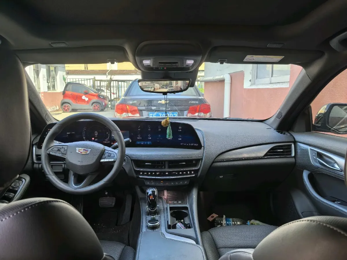 2024 Cadillac CT5 2.0T 237HP L4 10AT,autocango,china used car exporter,china ev exporter,chinese used car exporter,chinese used ev exporter