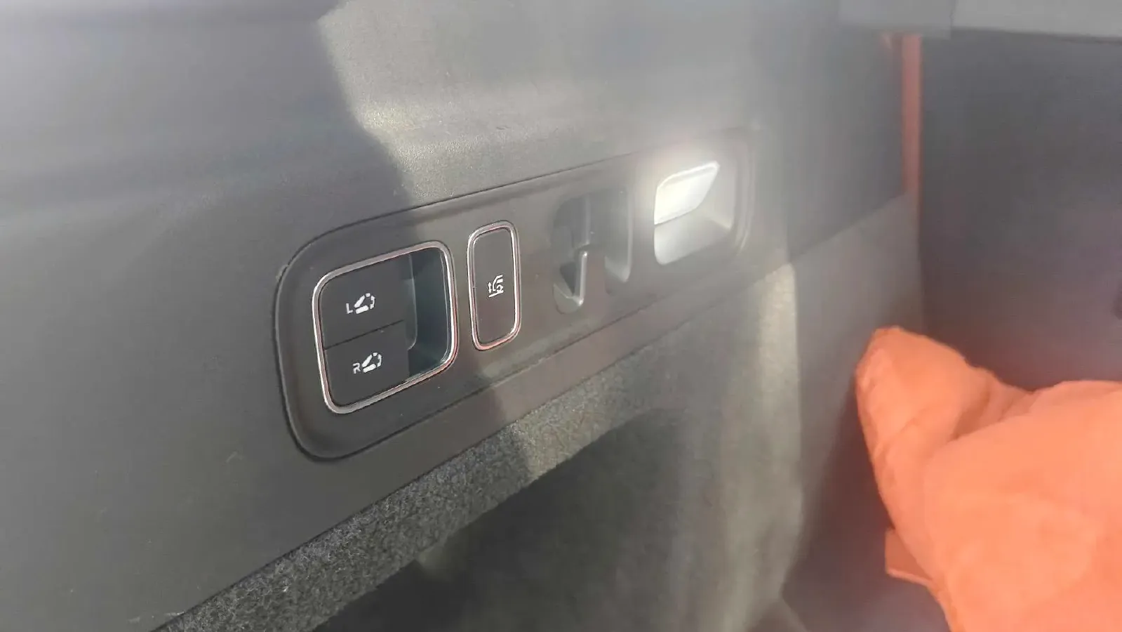 2023 Li L7 Range Extended 154HP REEV 40.9KWH,autocango,china used car exporter,china ev exporter,chinese used car exporter,chinese used ev exporter