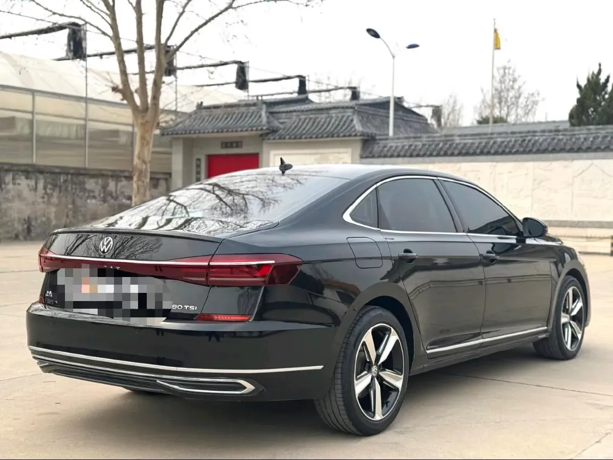 2024 Volkswagen Passat 2.0T 186HP L4 7DCT,autocango,china used car exporter,china ev exporter,chinese used car exporter,chinese used ev exporter