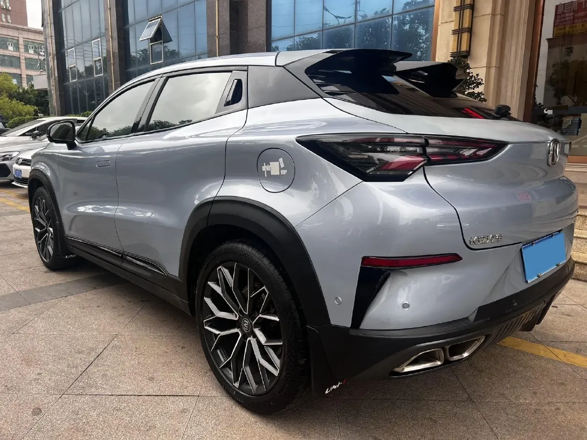 2022 ChangAn UNI-T 1.5T 188HP L4 7DCT,autocango,china used car exporter,china ev exporter,chinese used car exporter,chinese used ev exporter