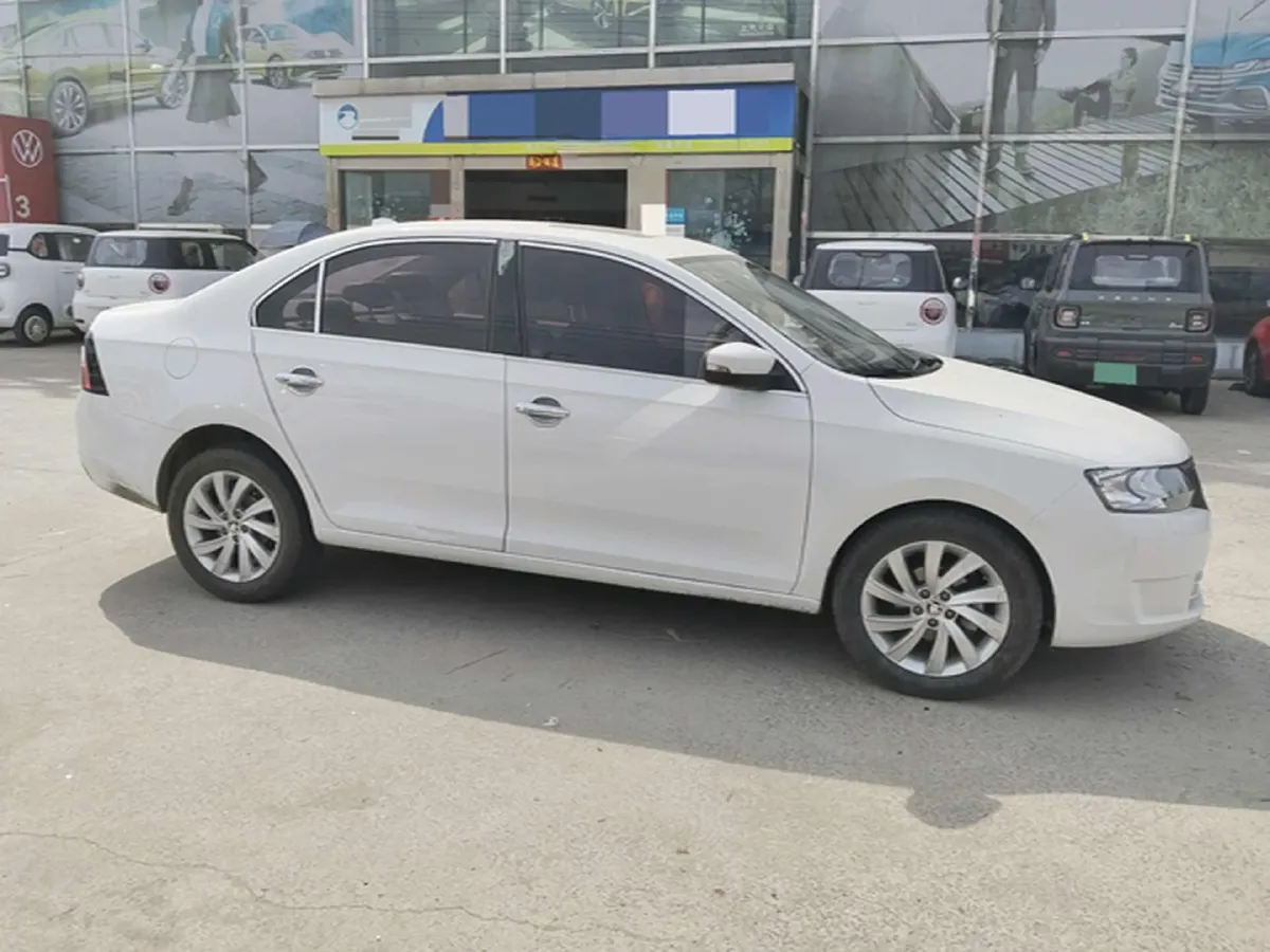 2019 SWM G01 1.5T 156HP L4 6AT,autocango,china used car exporter,china ev exporter,chinese used car exporter,chinese used ev exporter